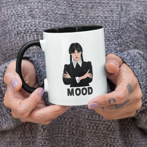 Who doesn’t love Wednesday Addams?! Spice up your morning cuppa with our Mood Mug featuring none other than everyone’s favourite gothic teen.